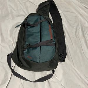 Patagonia Atom Sling Bag